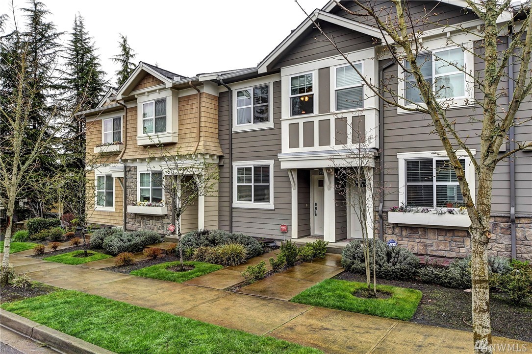 Sales activity for Lake Boren Townhomes in Newcastle