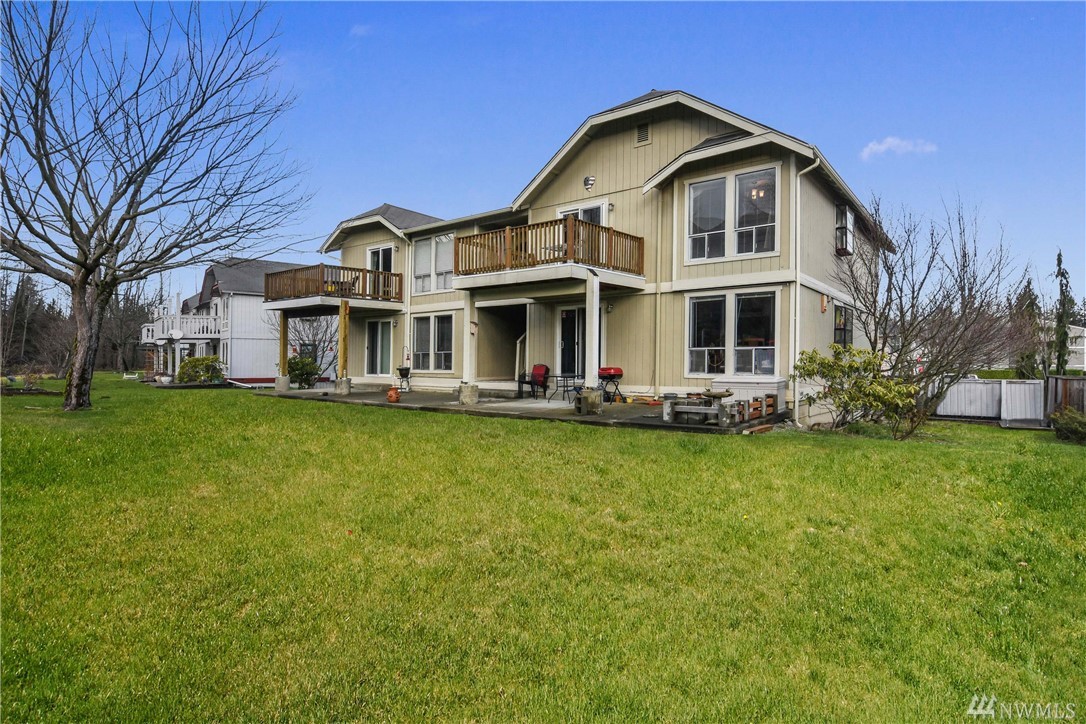 Whispering Waters Condo, North Bend, WA Condos For Sale