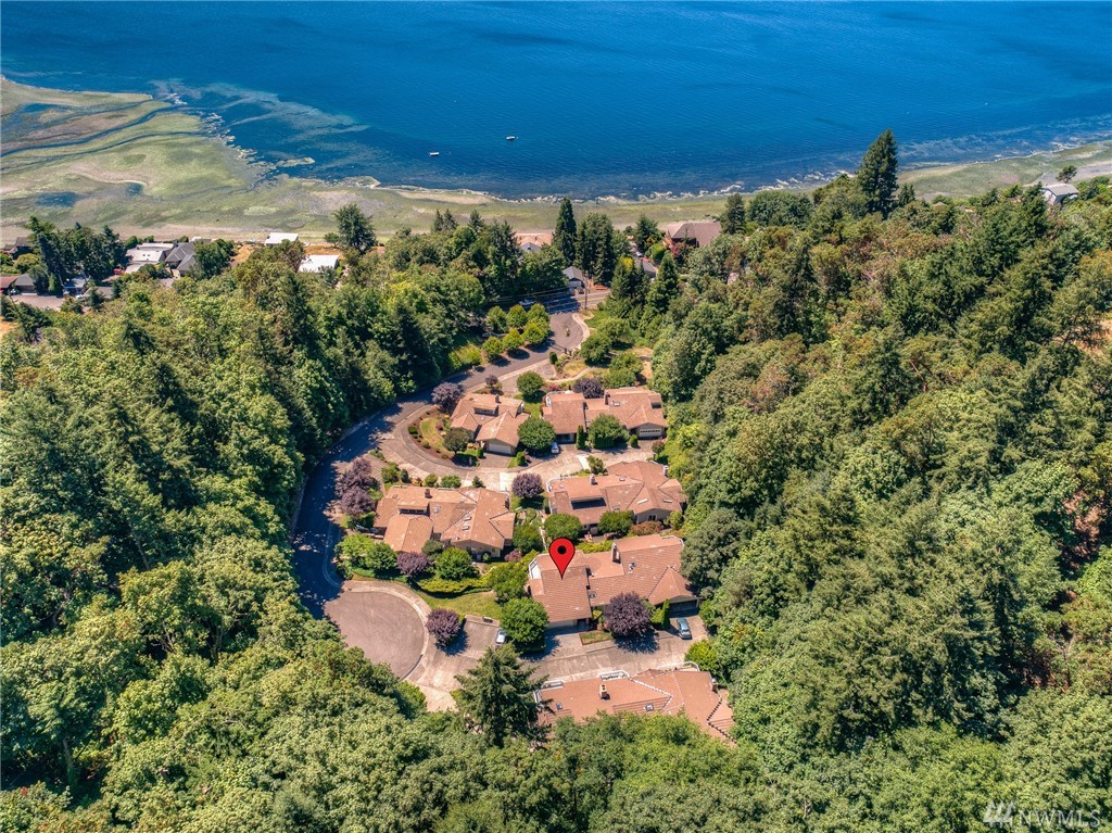 The Bluffs Condos For Sale at The Bluffs in Burien, WA Wicklund