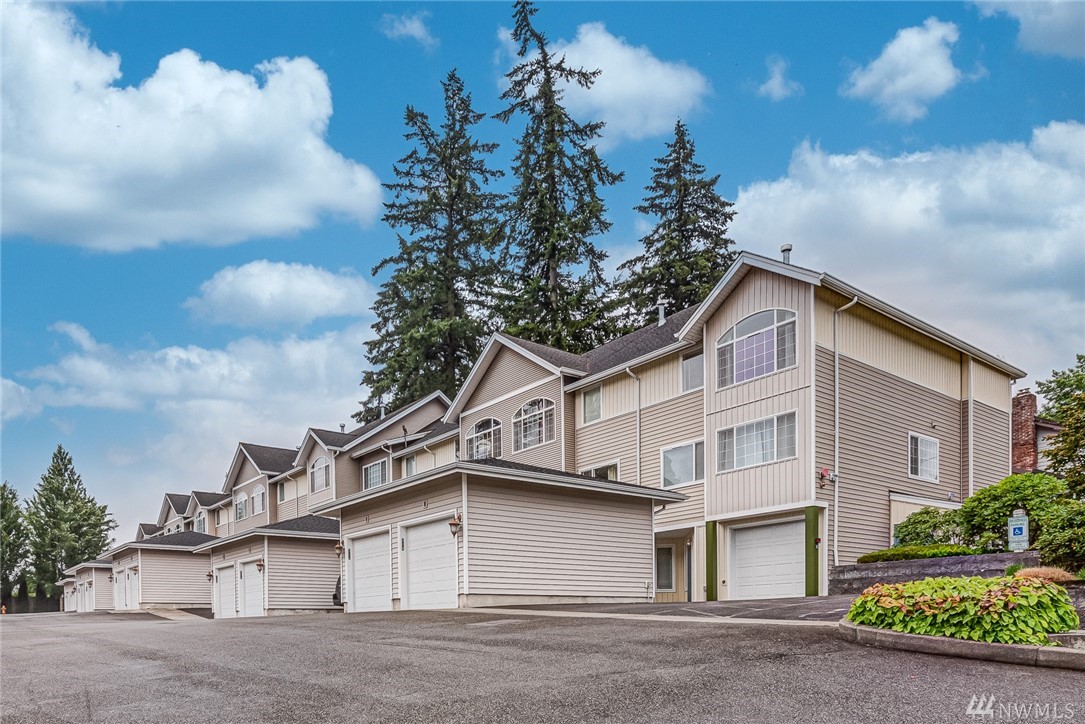 Taylor Place, Edmonds, WA Townhouses & Townhomes For Sale