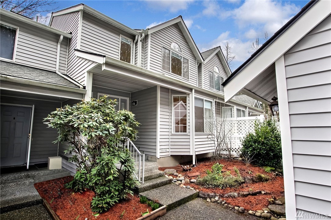 Somerset Creek Condos For Sale at Somerset Creek in Bellevue, WA