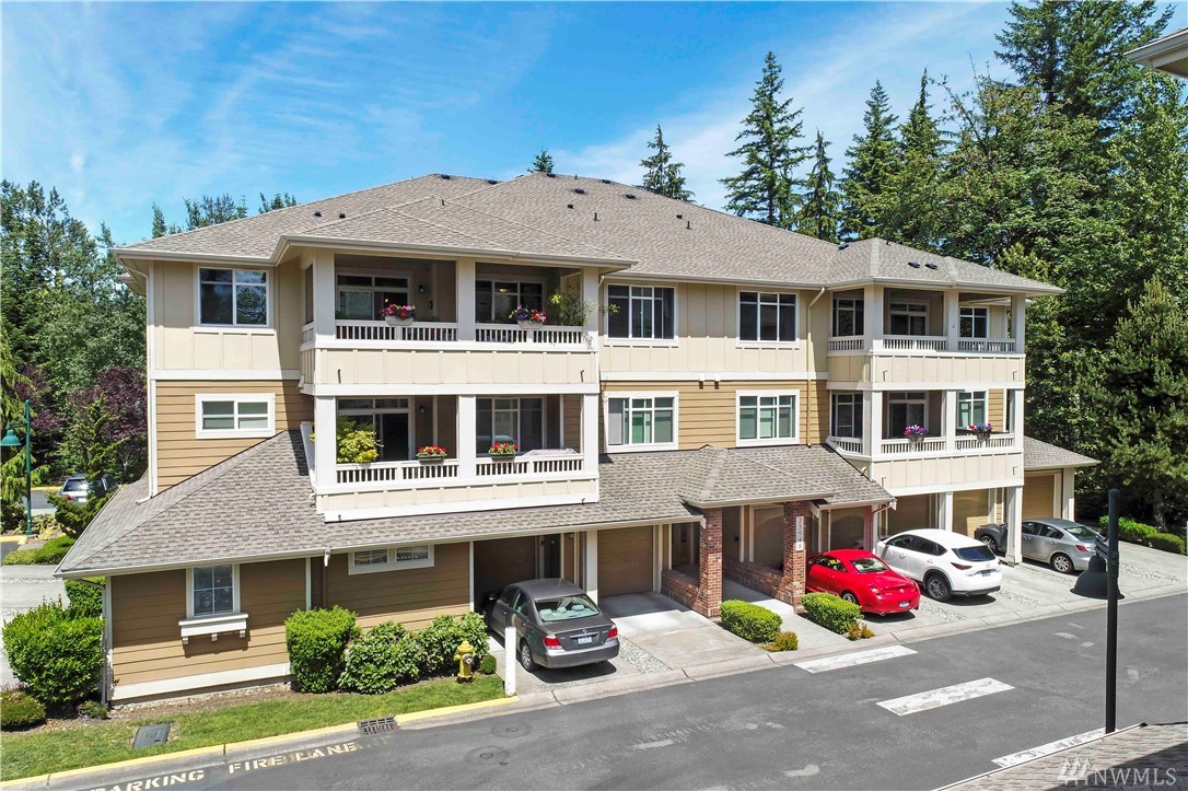 Sales activity for Sundance Glen Condo in Redmond