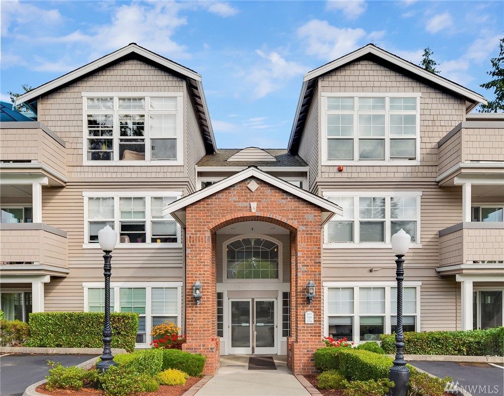 Sales activity for Montclair Condo in Edmonds