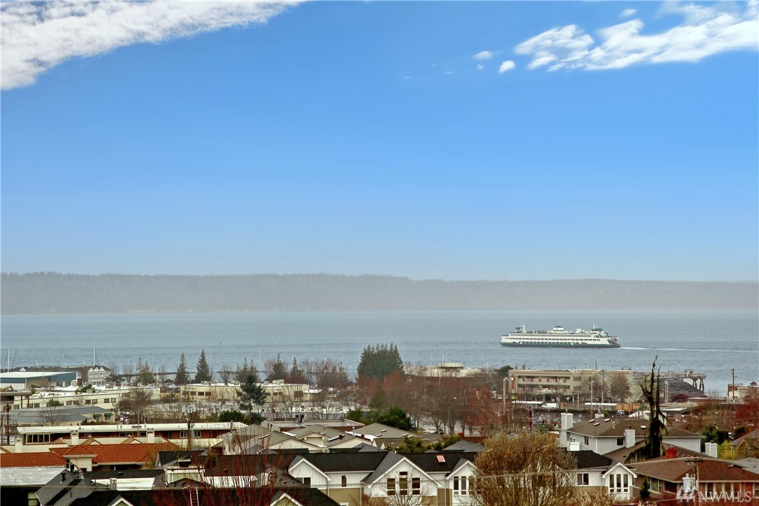 The Mariner Condo, Edmonds, WA Condos For Sale