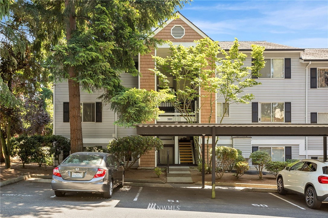 Sales activity for Ironwood at Crossroads Condo in Bellevue