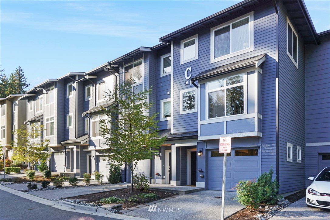 Rosedale Townhomes and Townhouses For Sale at Rosedale in Lynnwood