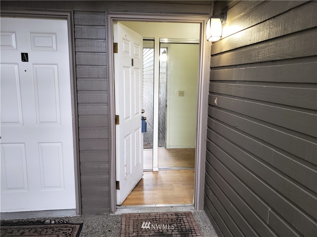 Cedar Mill Condos For Sale at Cedar Mill in Kirkland, WA Wicklund