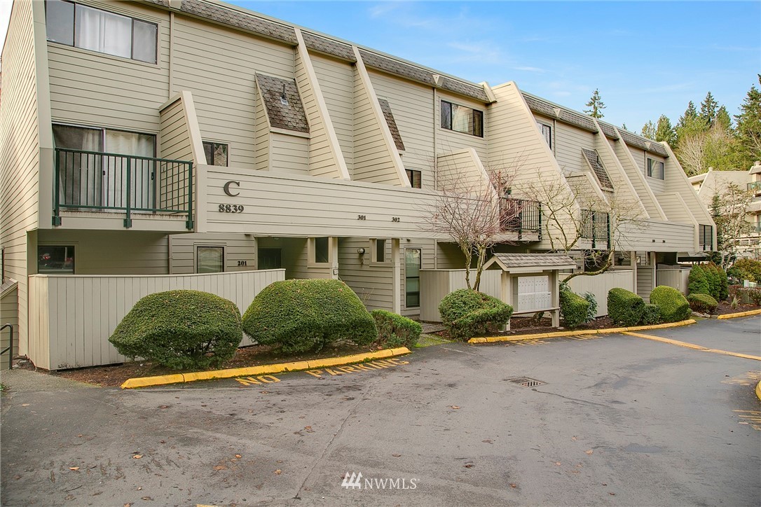 Panorama Village Condos For Sale at Panorama Village in Redmond, WA