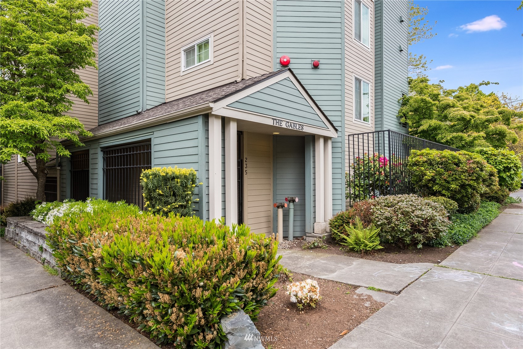 The Gables Condo, Seattle, WA Condos For Sale