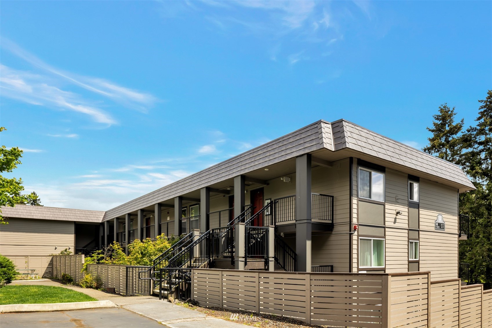 Cedar Crest Condo, Bothell, WA Condos For Sale