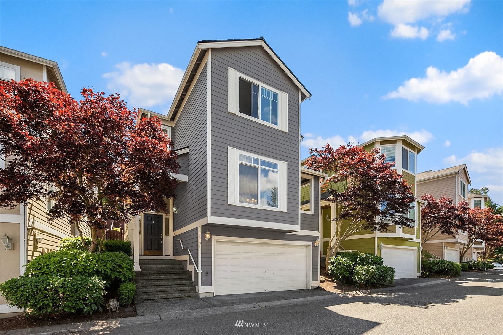 The Enclave Townhomes and Townhouses For Sale at The Enclave in