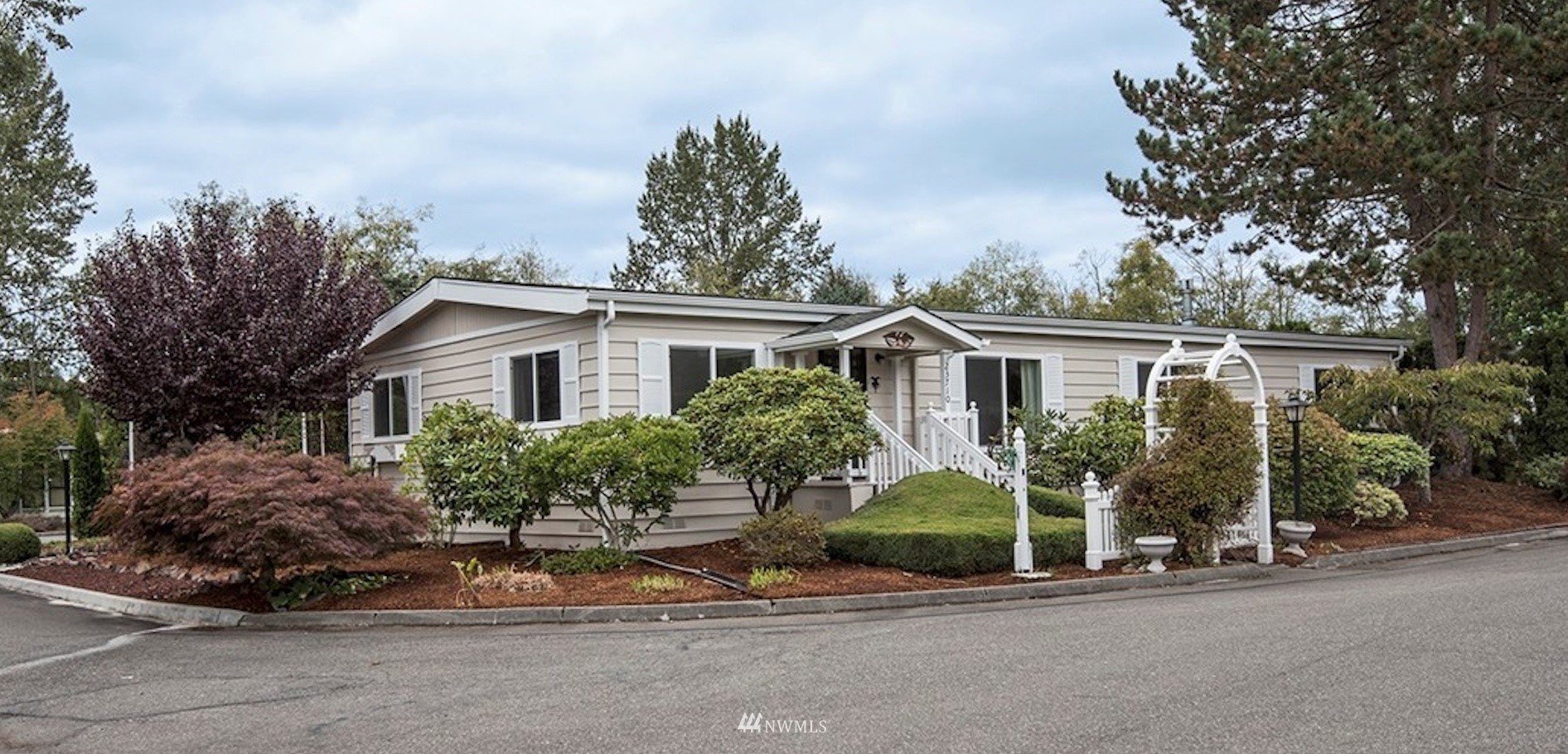 Sales activity for Wandering Creek in Bothell Wicklund