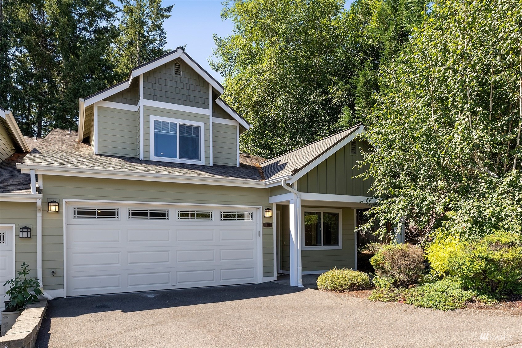 Allyn, WA Condos For Sale