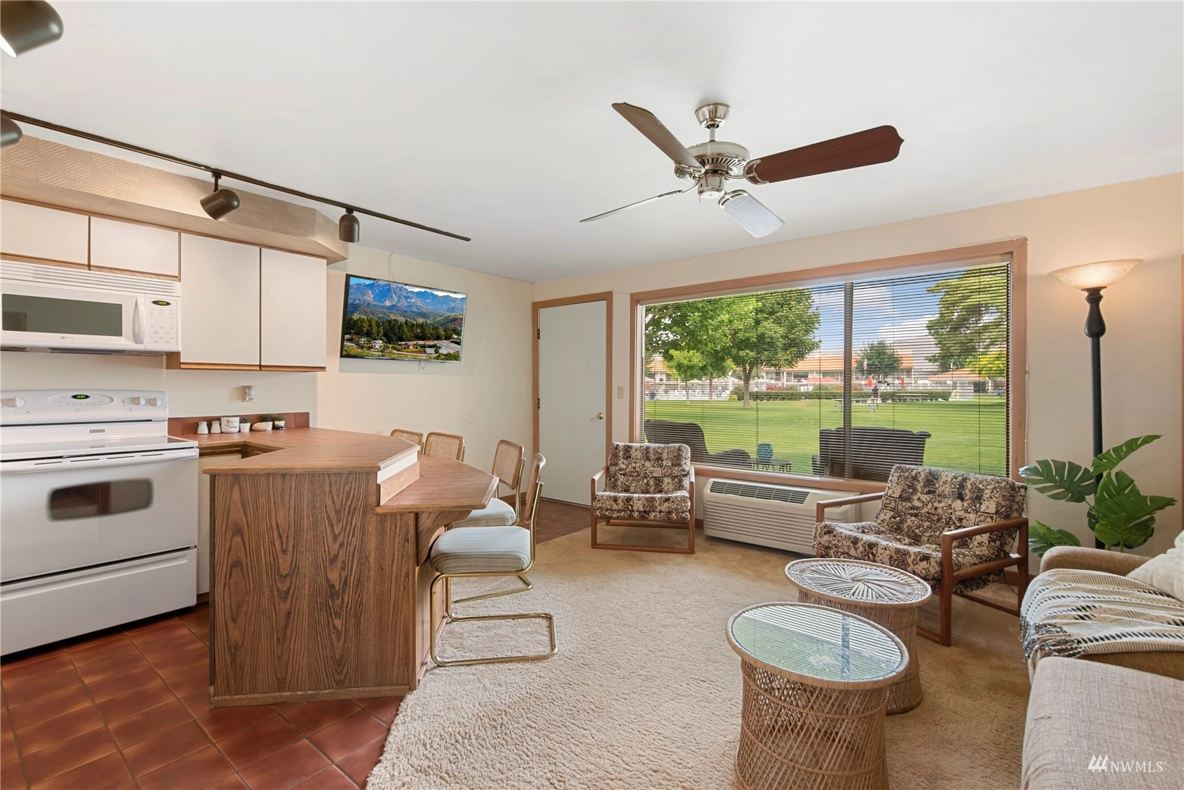 Crescent Bar Condos Unit 119 8903 Crescent Bar Rd NW Unit 119 Quincy