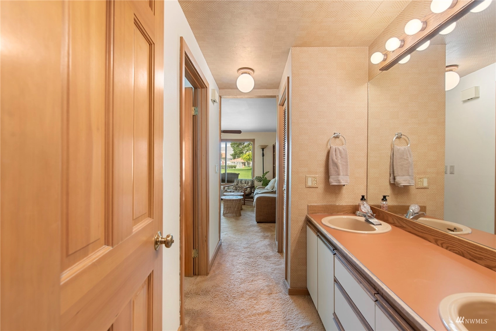 Crescent Bar Condos Unit 119 8903 Crescent Bar Rd NW Unit 119 Quincy