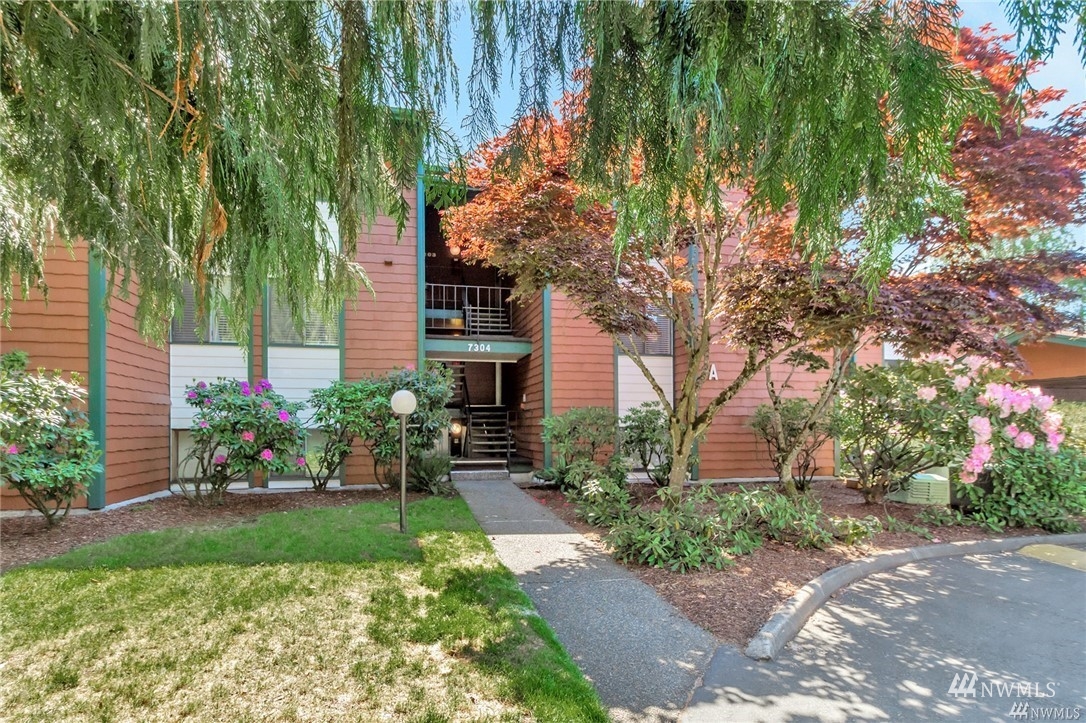 Sunset Plaza Condo, WA Condos For Sale