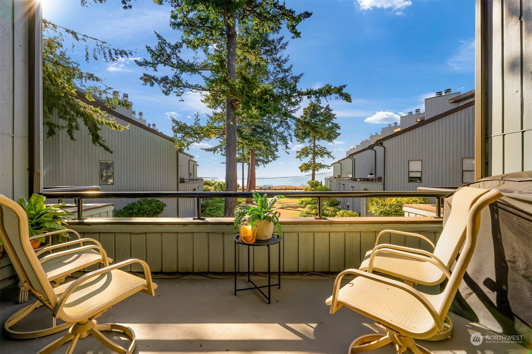 Jacob's Landing Condo, Blaine, WA Condos For Sale