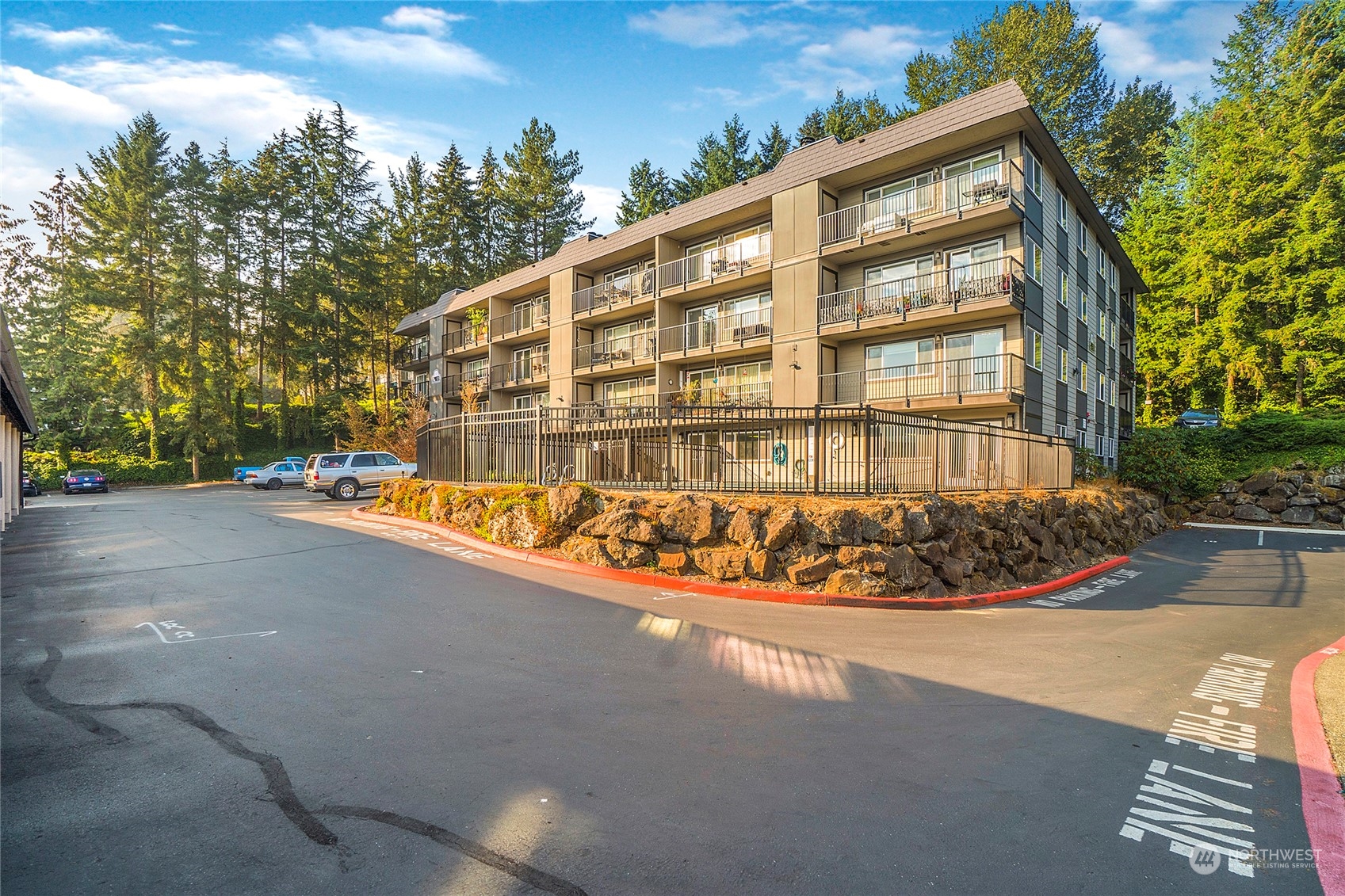 Cedar Crest Condo, Bothell, WA Condos For Sale