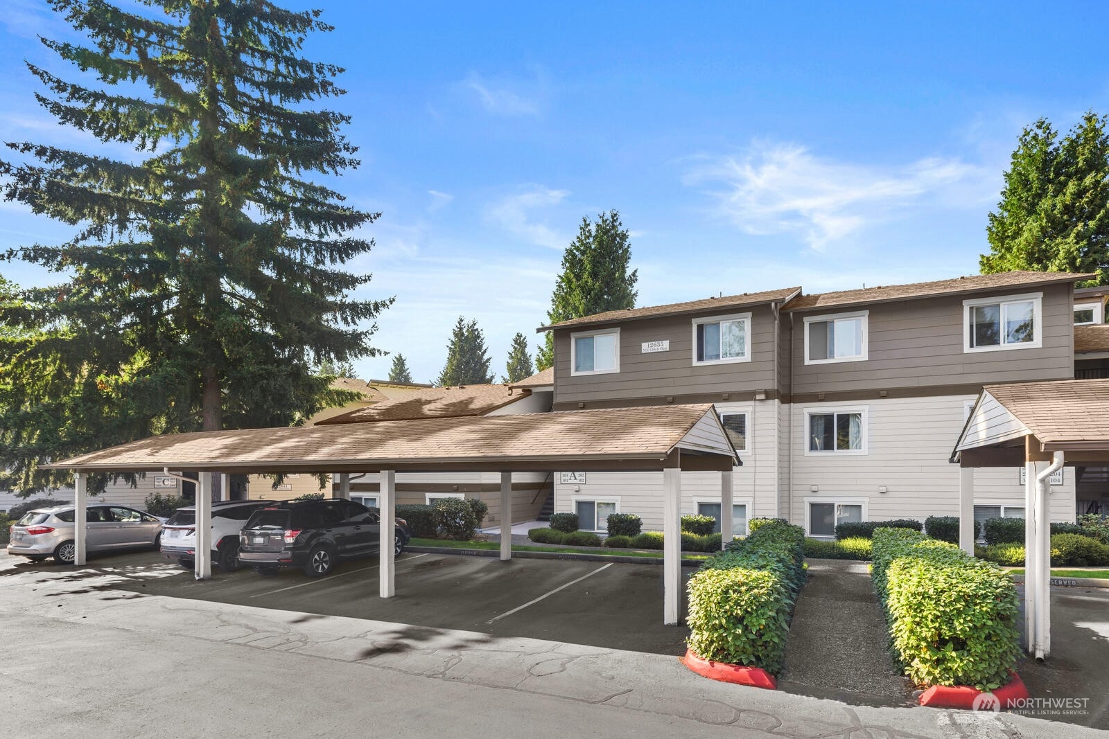 Falcon Ridge Condo, Kirkland, WA Condos For Sale