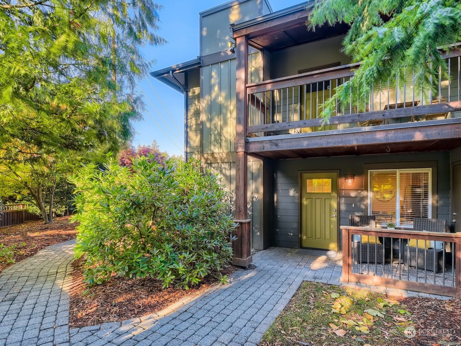 Axis Condo, Mountlake Terrace, WA Condos For Sale