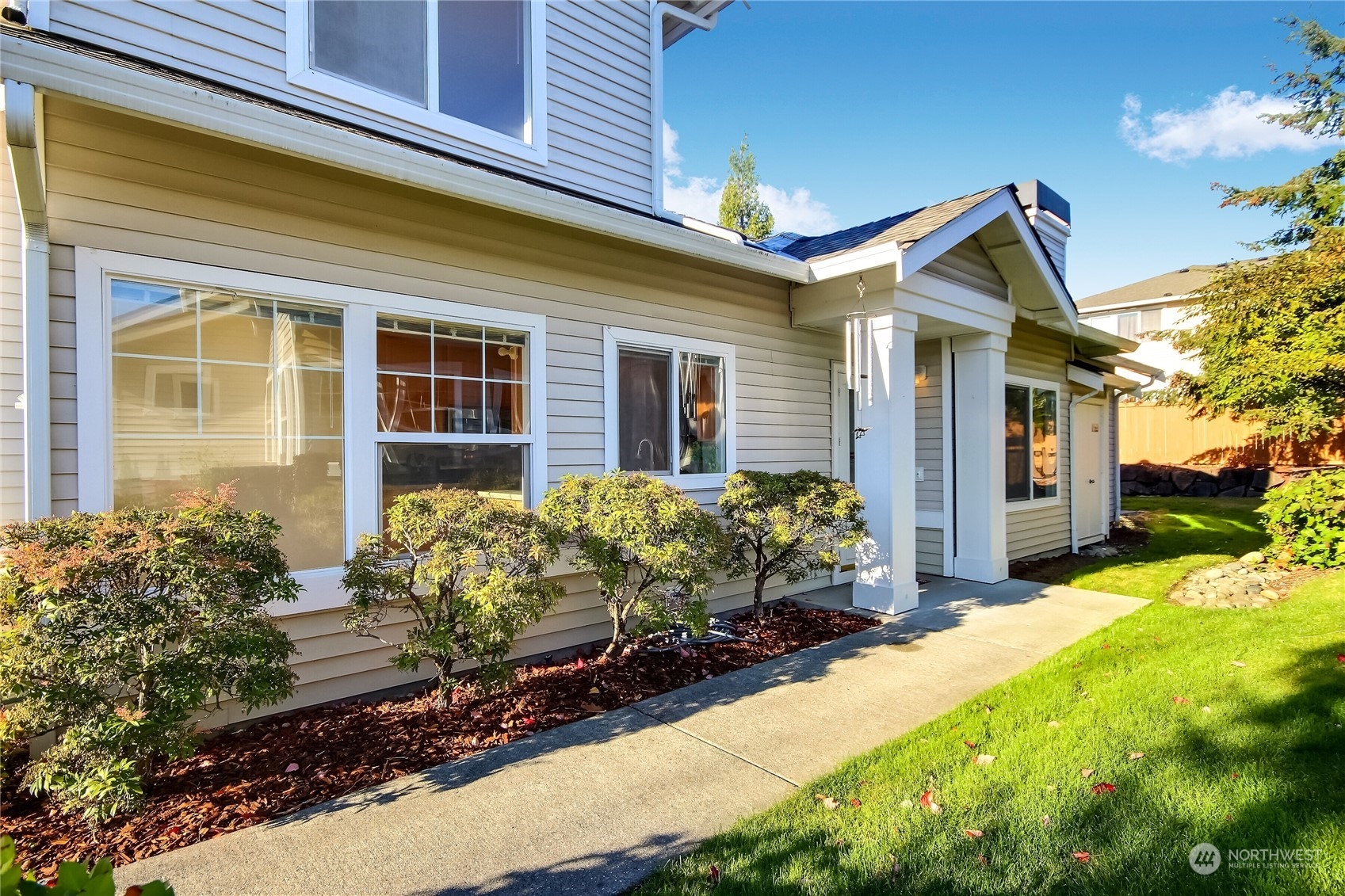 Waterford at Lakeland Hills Condo, Auburn, WA Condos For Sale