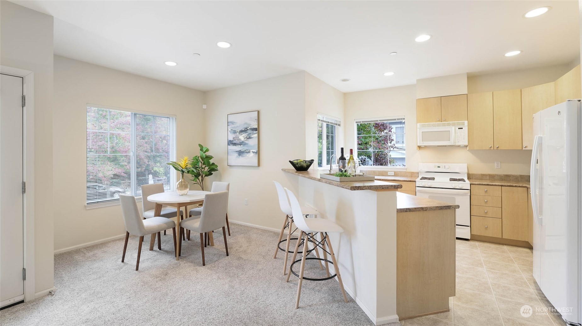 Ashburn Condos For Sale at Ashburn in Renton, WA Wicklund