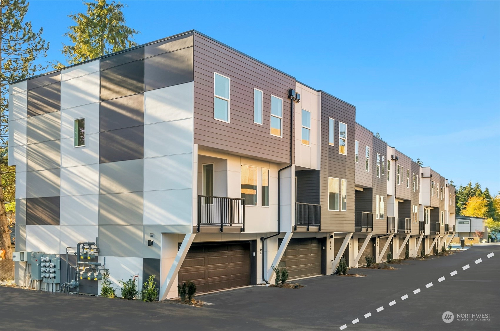 Urban Aubaum Townhomes and Townhouses For Sale at Urban Aubaum in