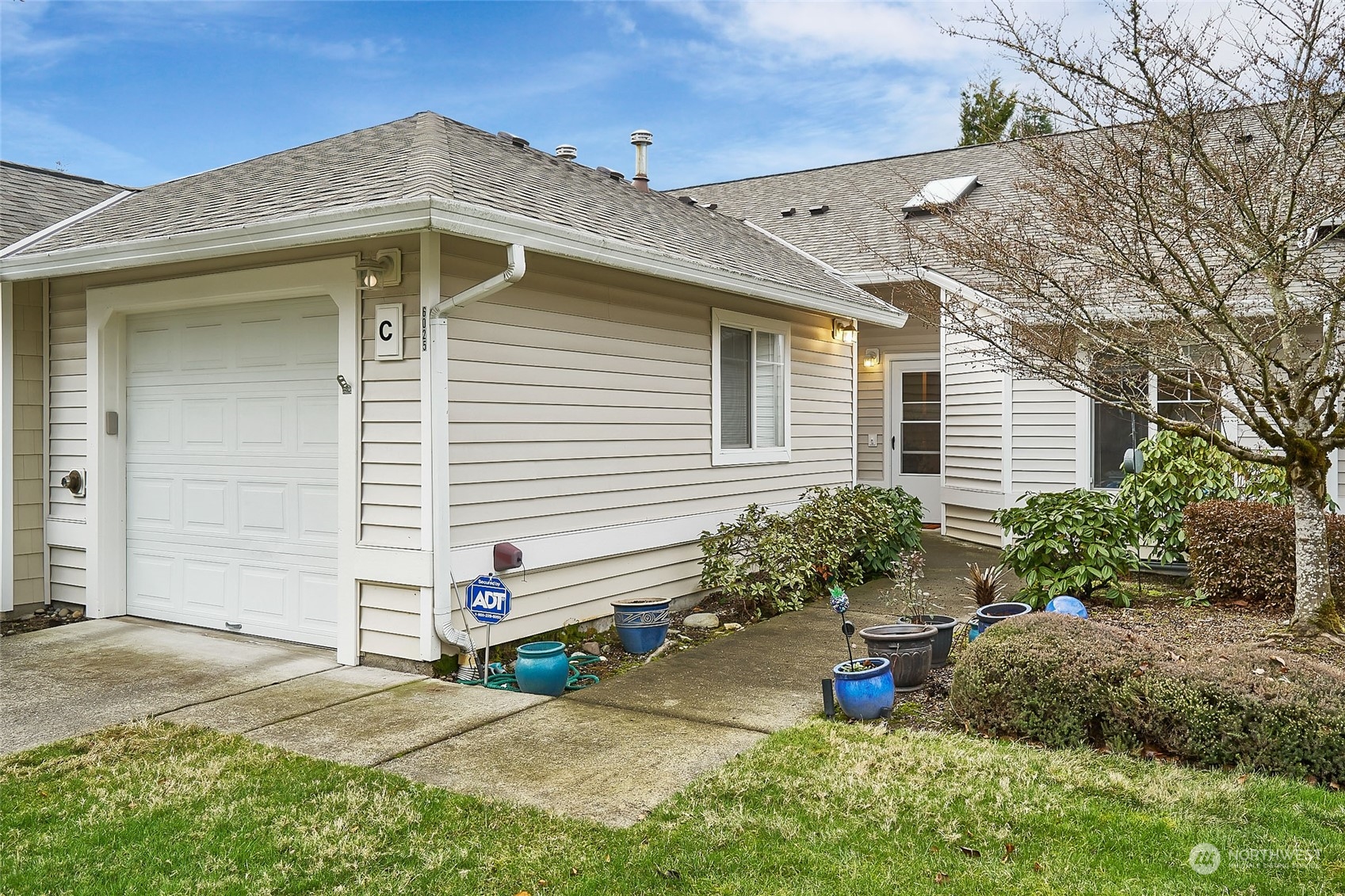 Waterford at Lakeland Hills Condos For Sale at Waterford at Lakeland Hills in Auburn, WA