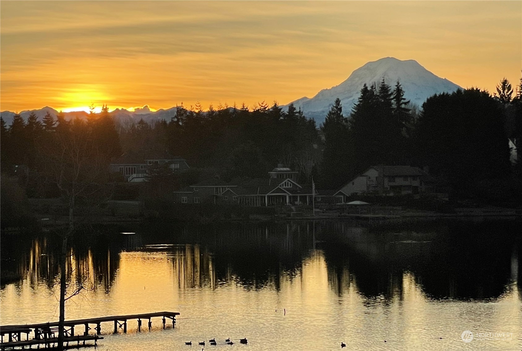 Pointe Surprise Lake Townhomes and Townhouses For Sale at Pointe