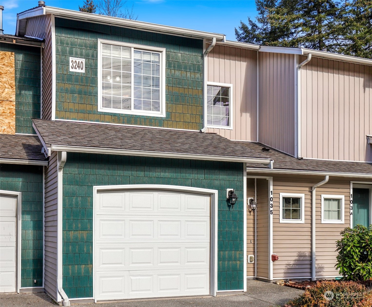 Shadow Hawk Condos For Sale at Shadow Hawk in Renton, WA Wicklund