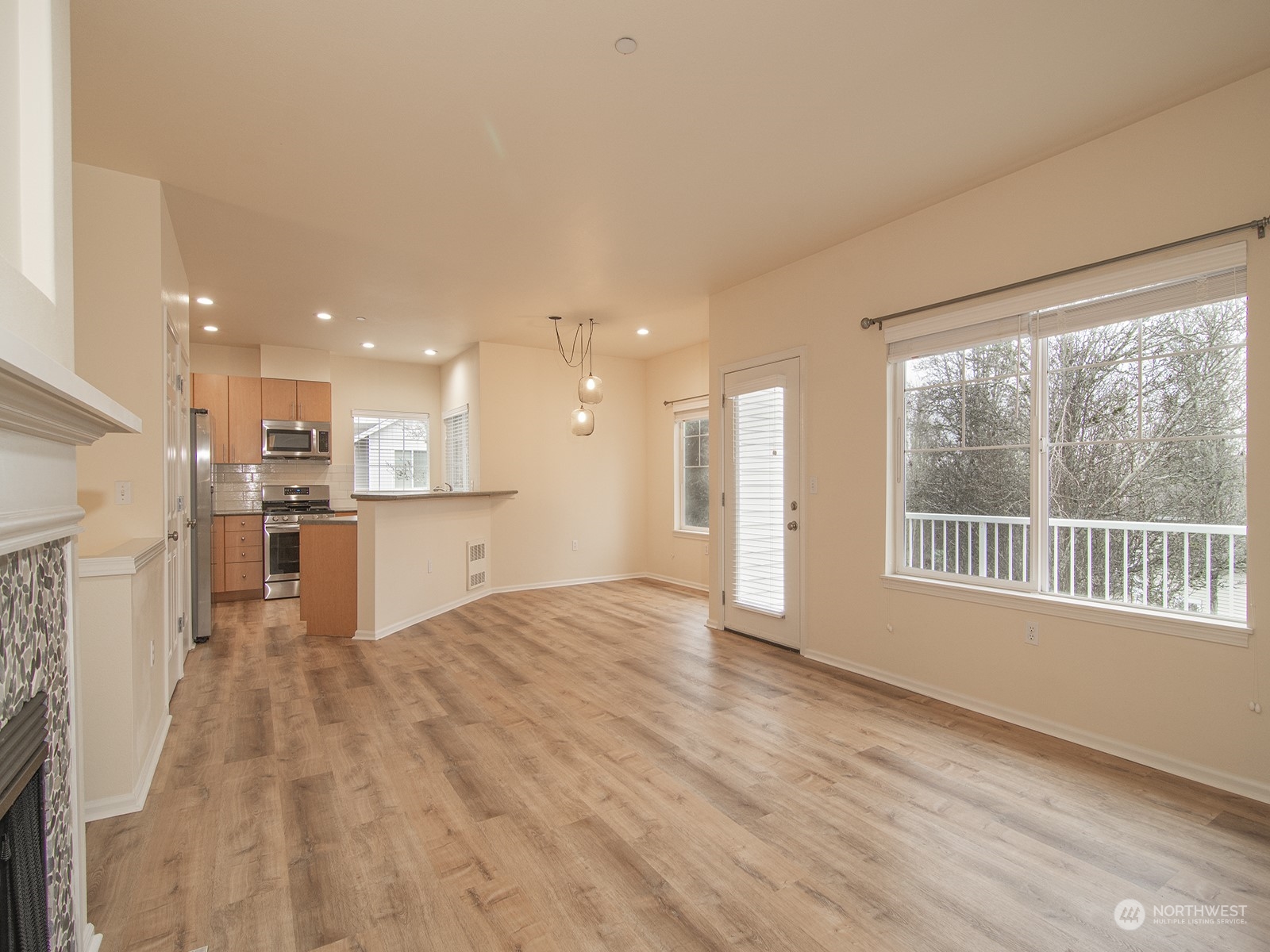 Ashburn Condos For Sale at Ashburn in Renton, WA Wicklund