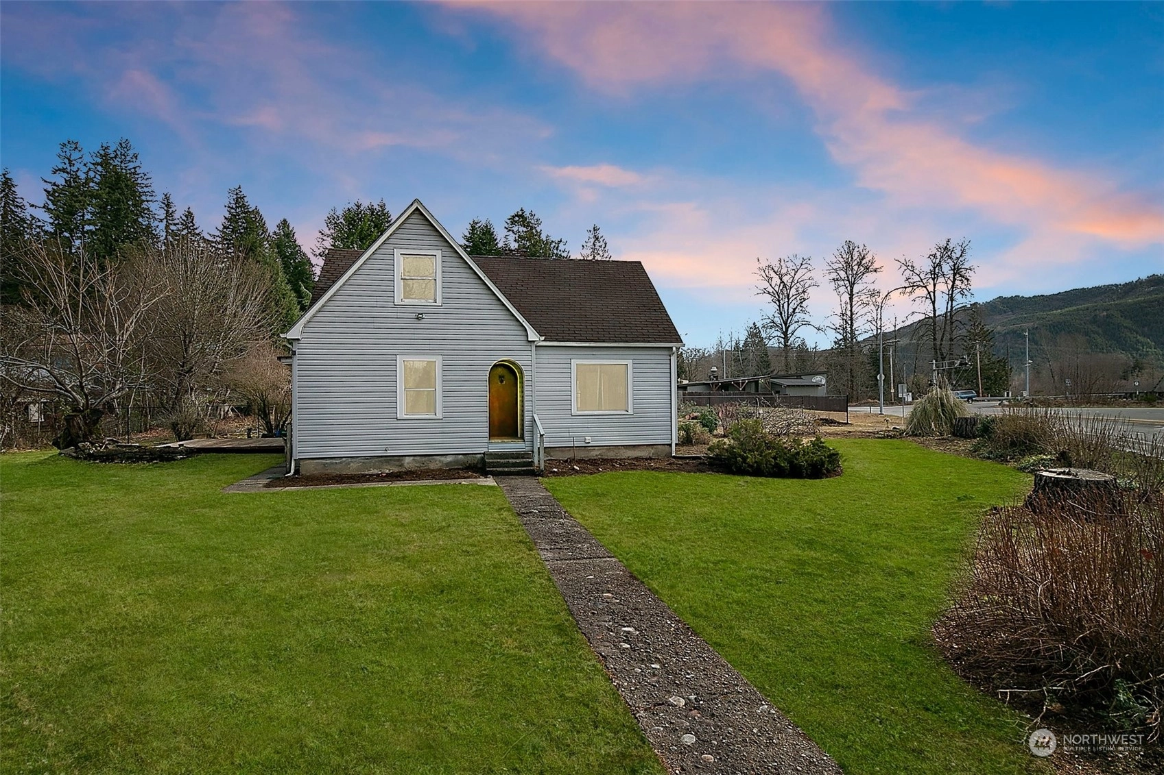 Elbe, WA Homes For Sale & Real Estate