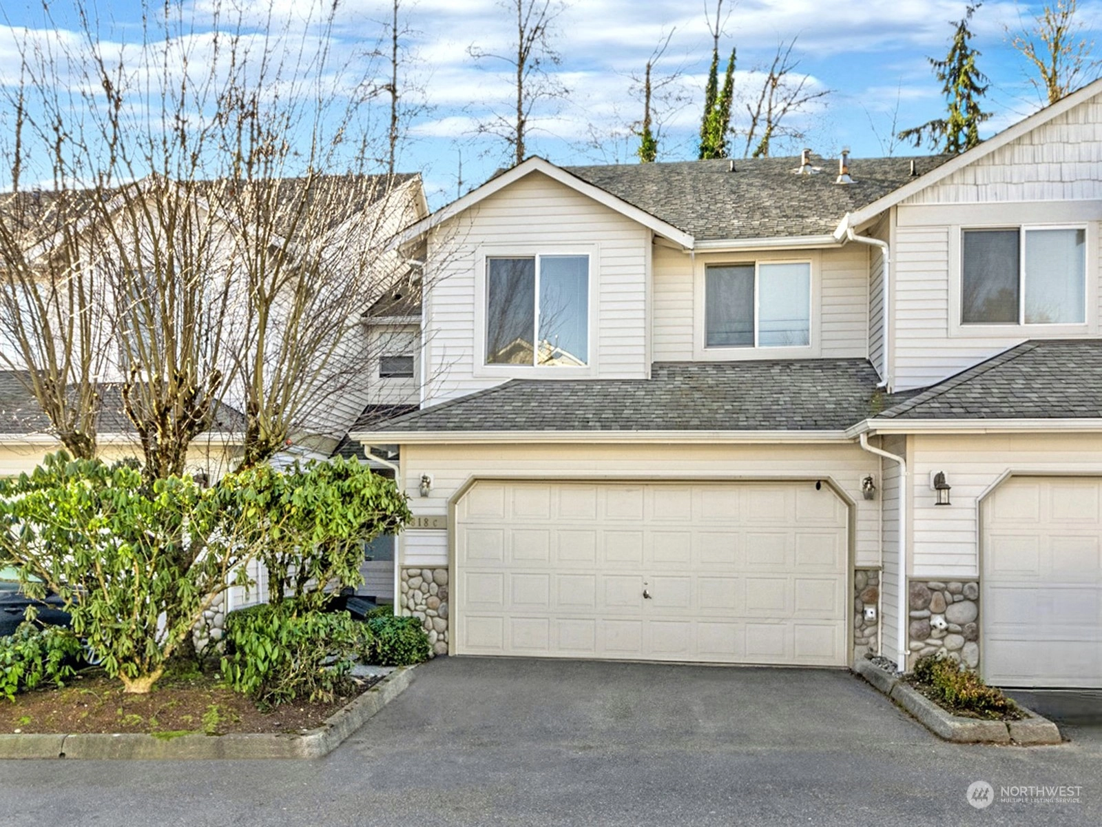 Garden Grove Condos For Sale at Garden Grove in Everett, WA Wicklund