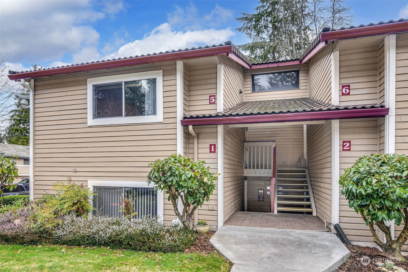 Fairway Greens Condos For Sale at Fairway Greens in Renton, WA Wicklund