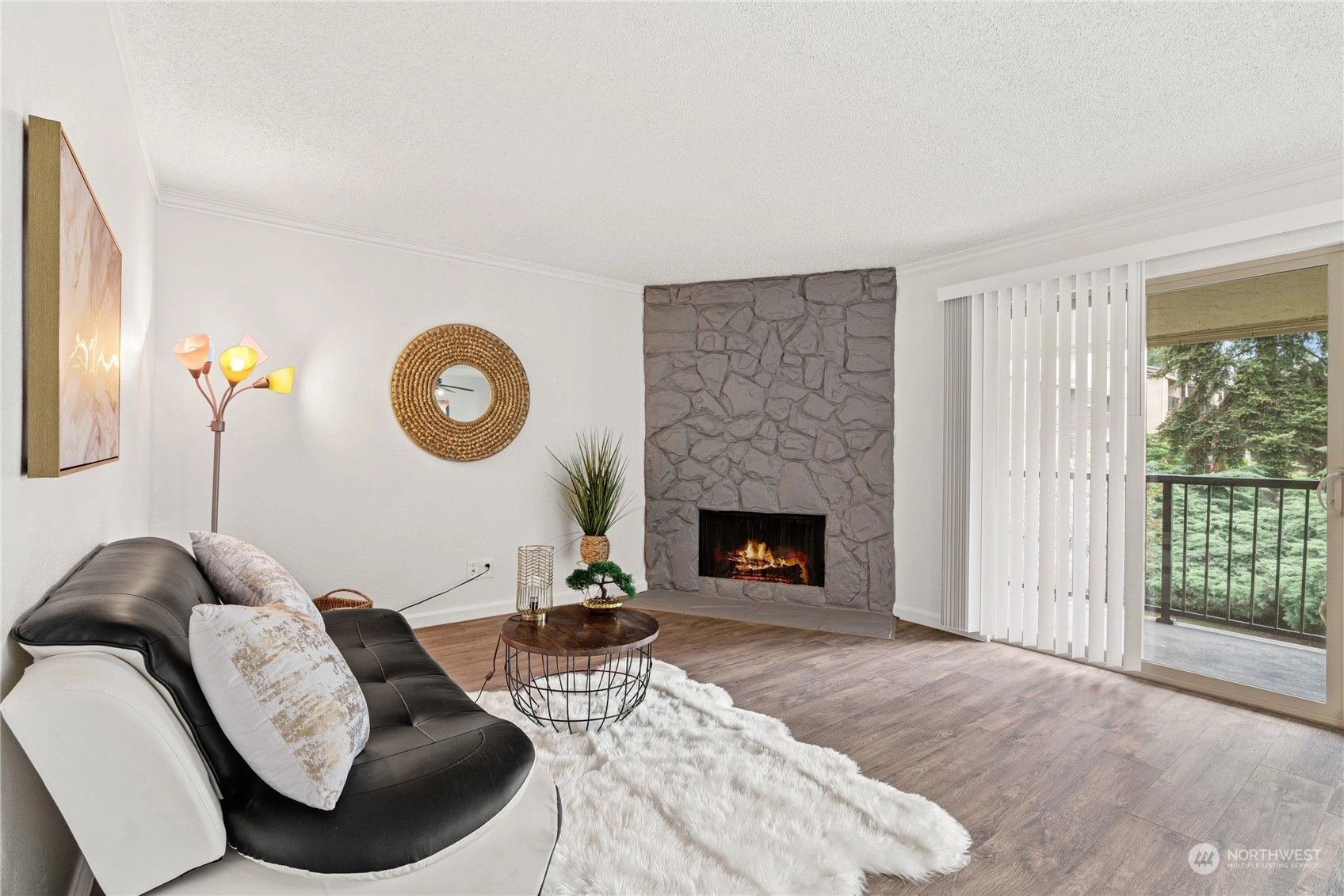 Kingsgate Ridge Manor Condos For Sale at Kingsgate Ridge Manor in Kirkland, WA Wicklund