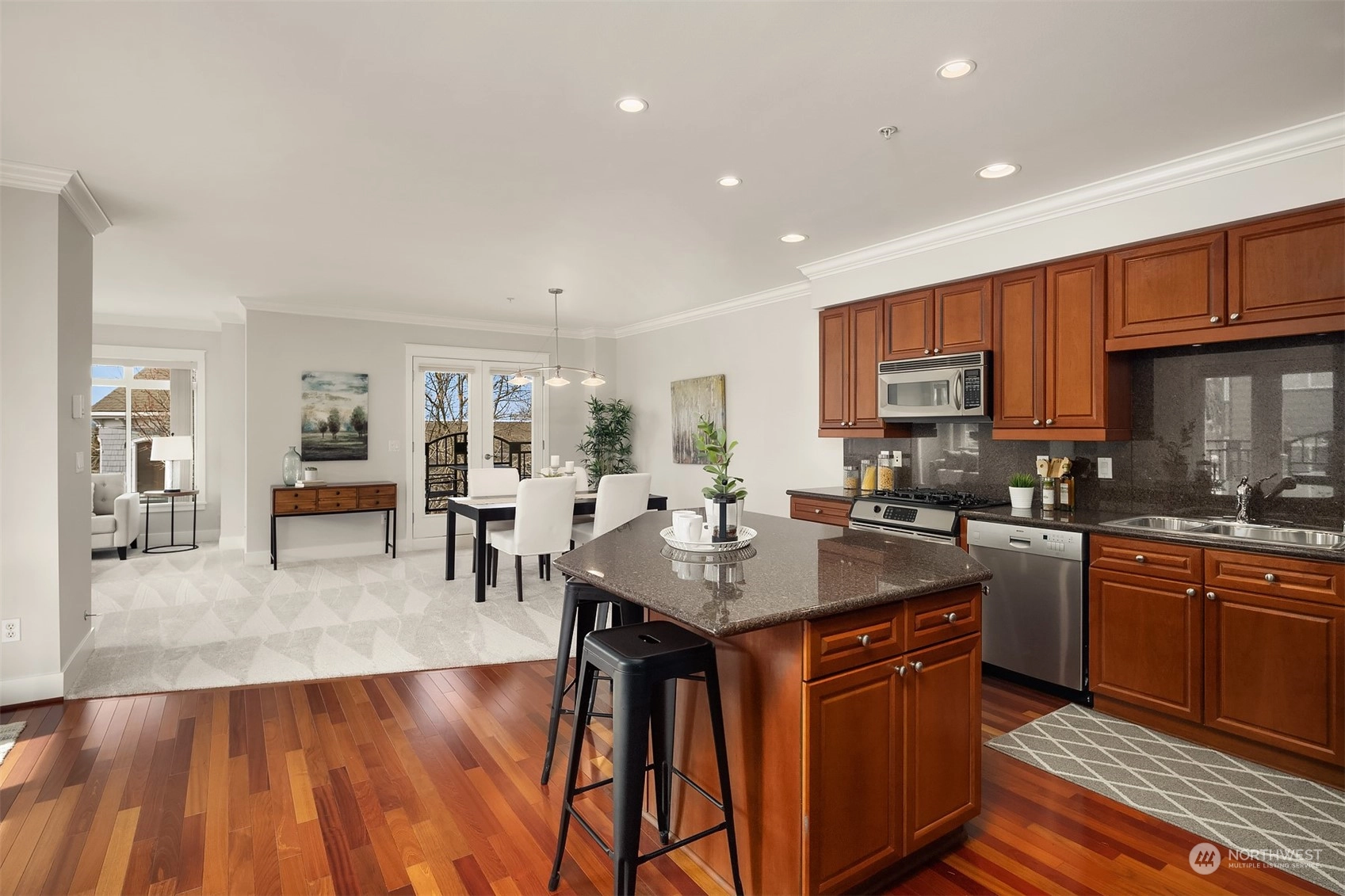 MacGregor Place Townhomes and Townhouses For Sale at MacGregor Place