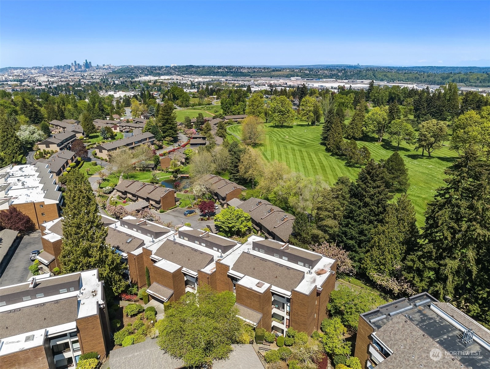 Glen Acres Condos For Sale at Glen Acres in Seattle, WA Wicklund