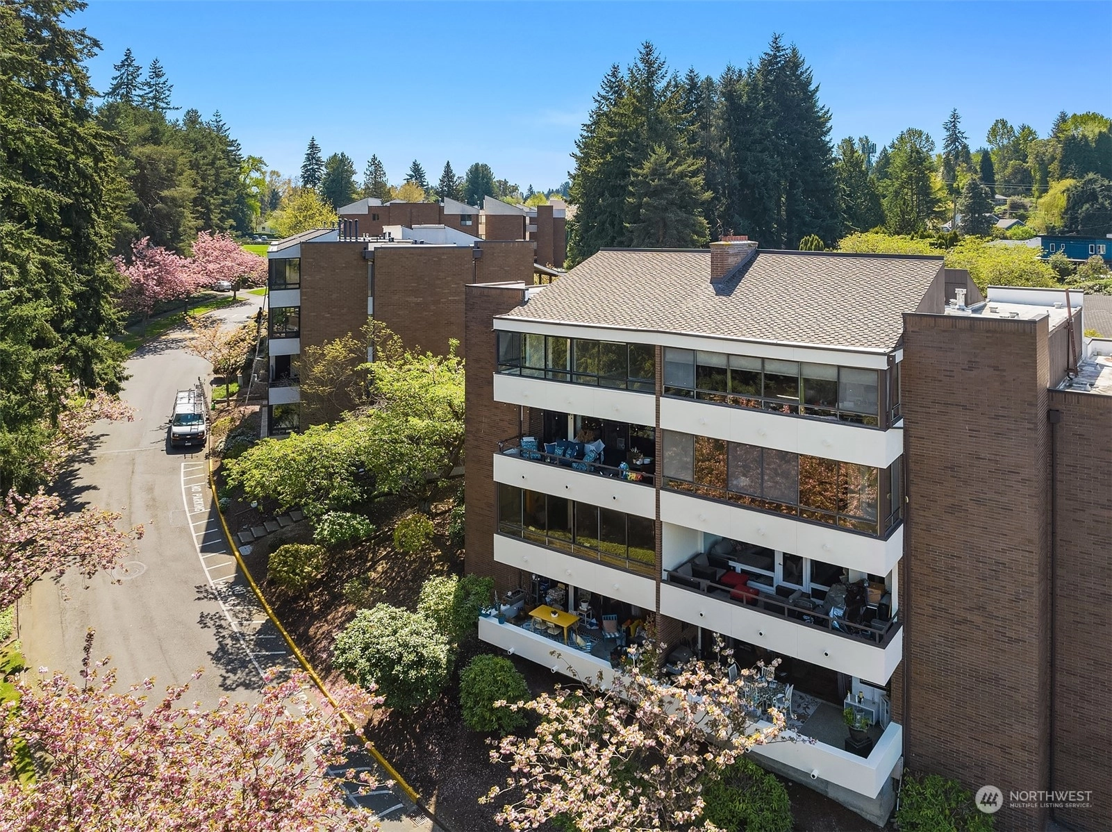 Glen Acres Condos For Sale at Glen Acres in Seattle, WA Wicklund