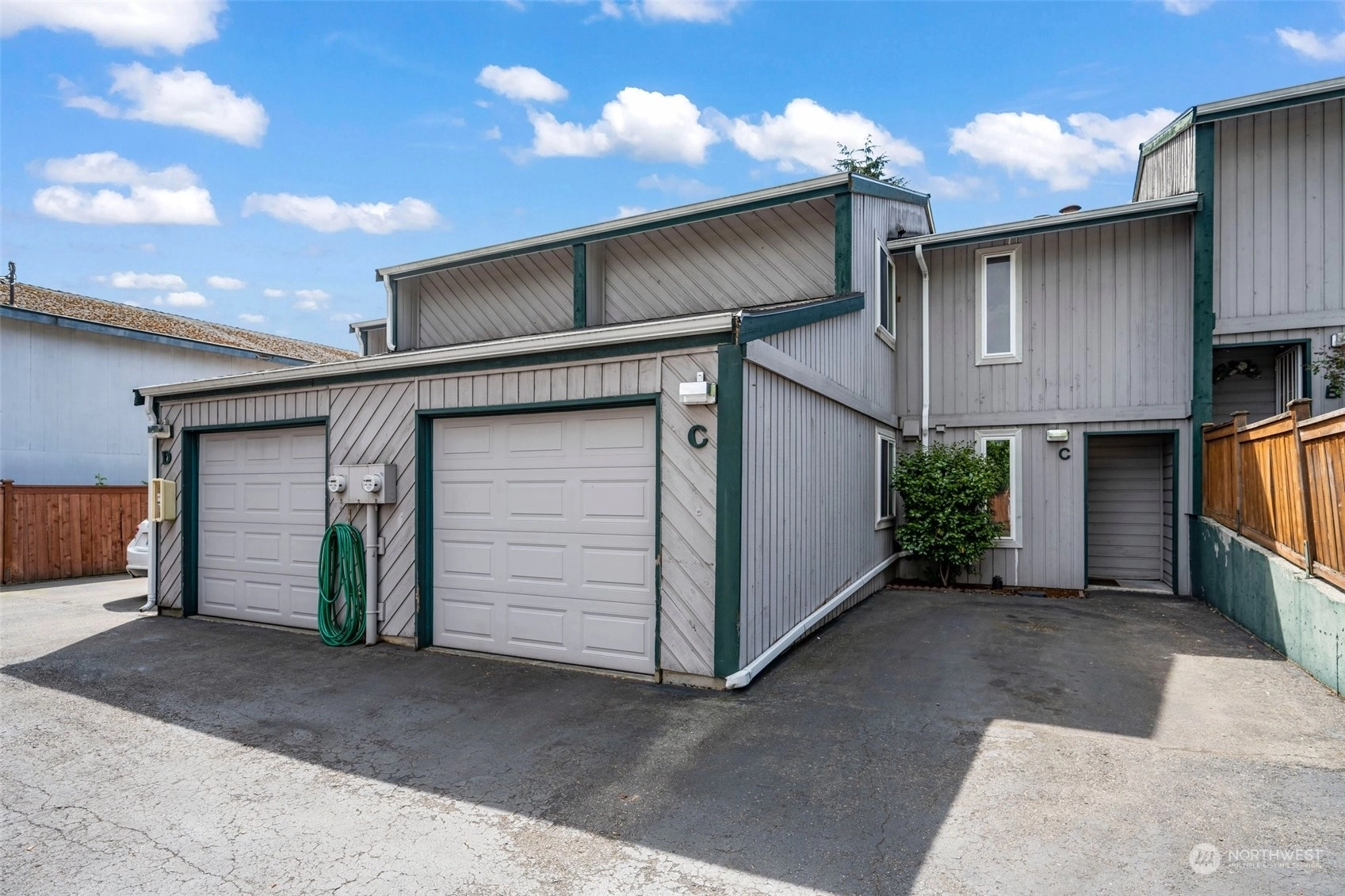 Candlewood Condos For Sale at Candlewood in Burien, WA Wicklund