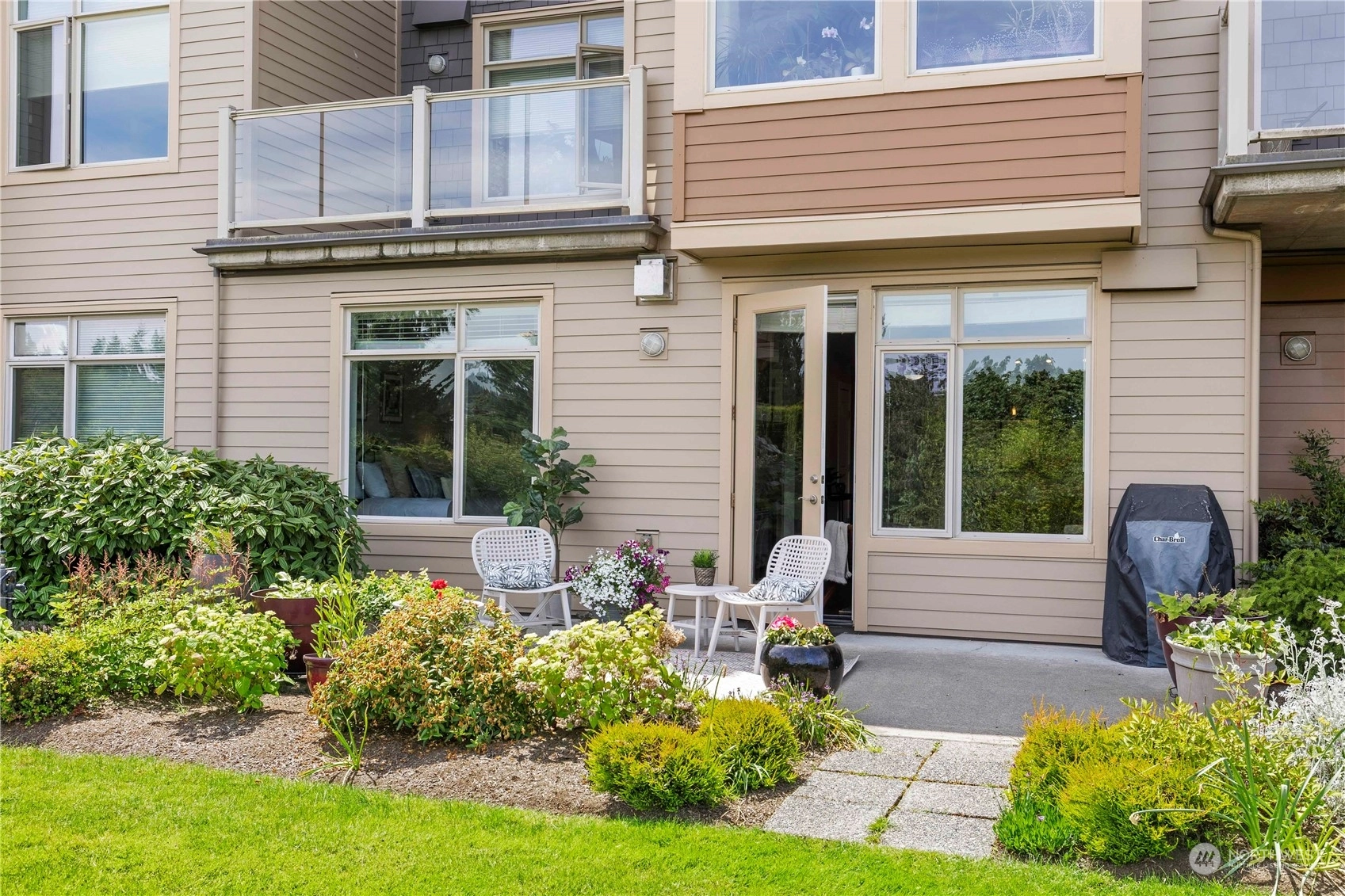 Point Edwards Condos For Sale at Point Edwards in Edmonds, WA Wicklund