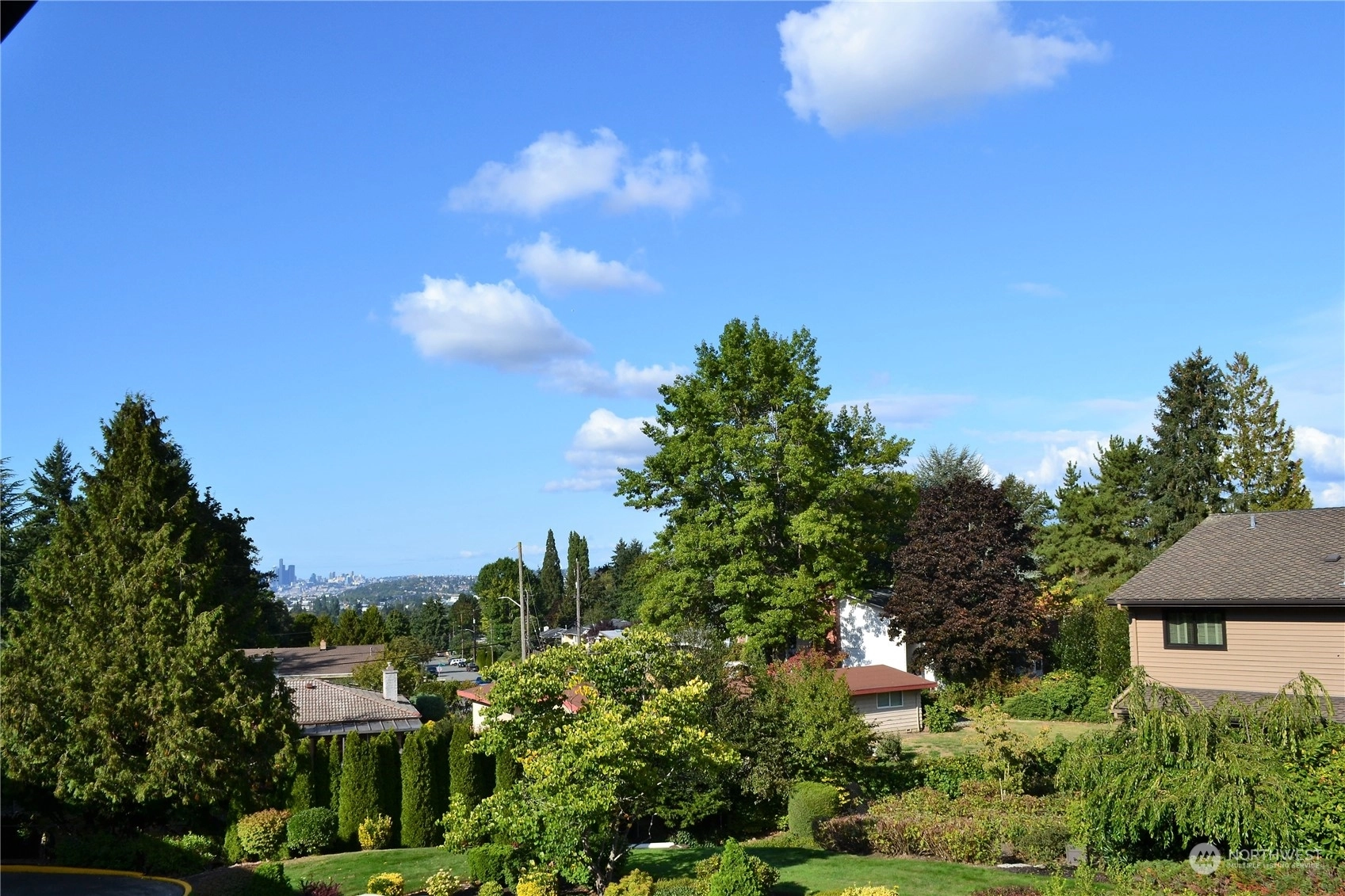 Glen Acres Condos For Sale at Glen Acres in Seattle, WA Wicklund