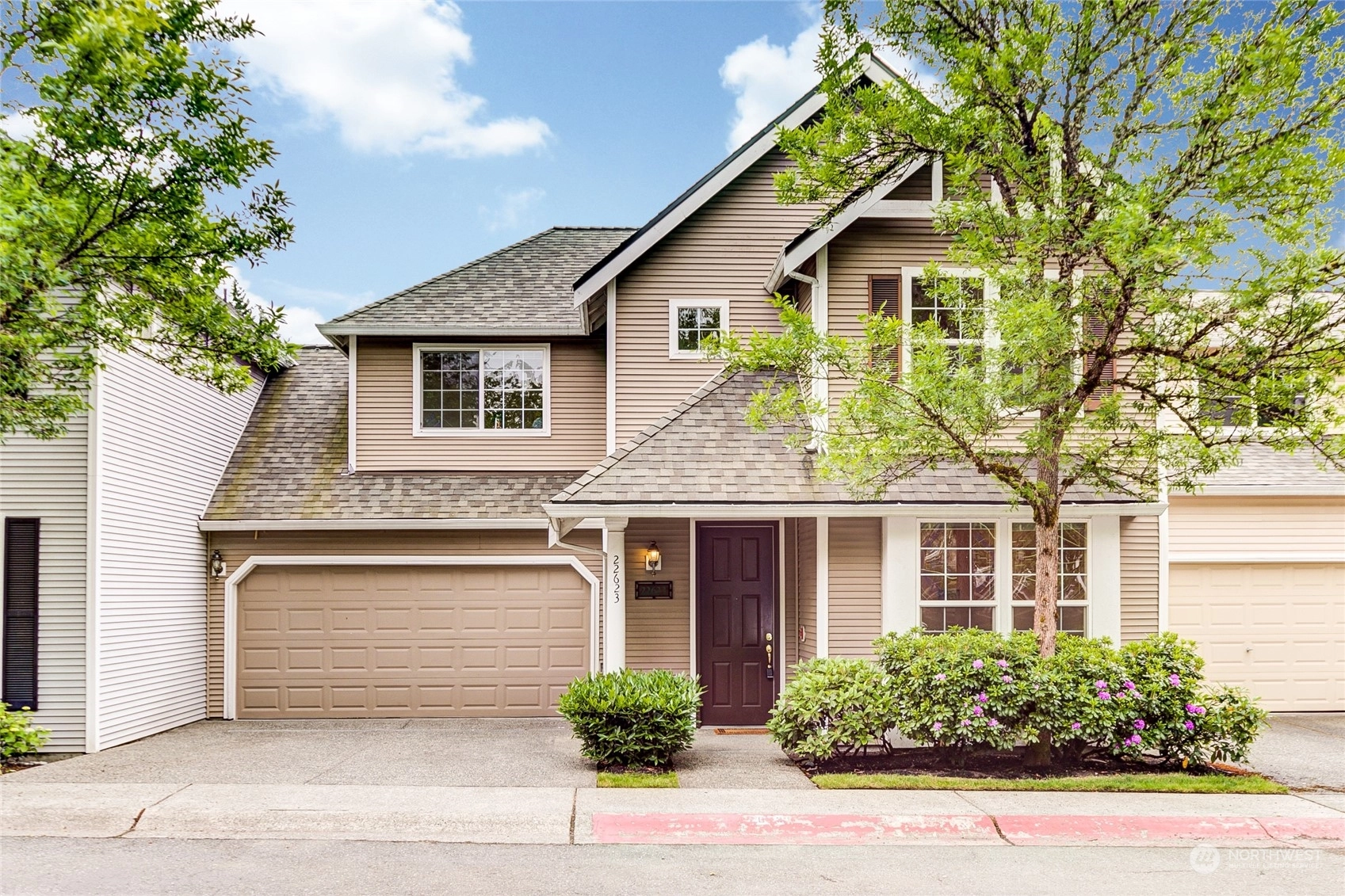 Highland Parc Condos For Sale at Highland Parc in Sammamish, WA