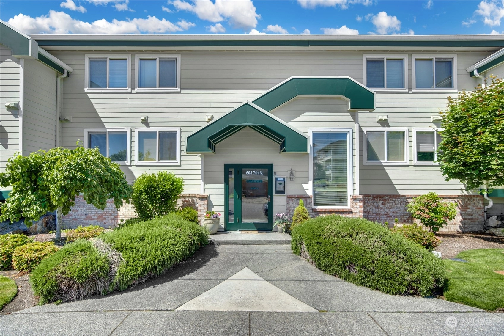 Creekside Condos For Sale at Creekside in Edmonds, WA Wicklund
