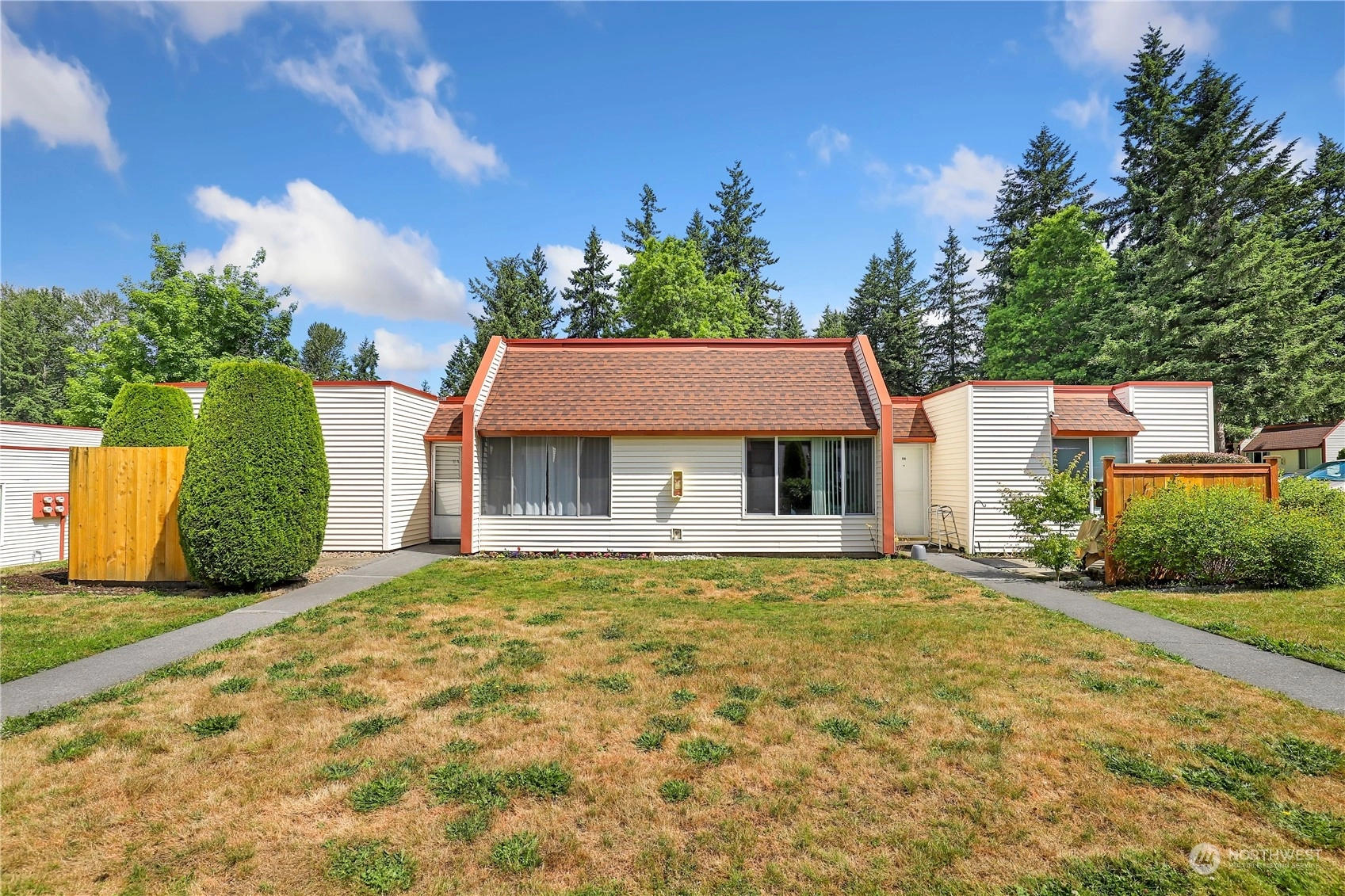 Fairwood Villa Condos For Sale at Fairwood Villa in Renton, WA Wicklund