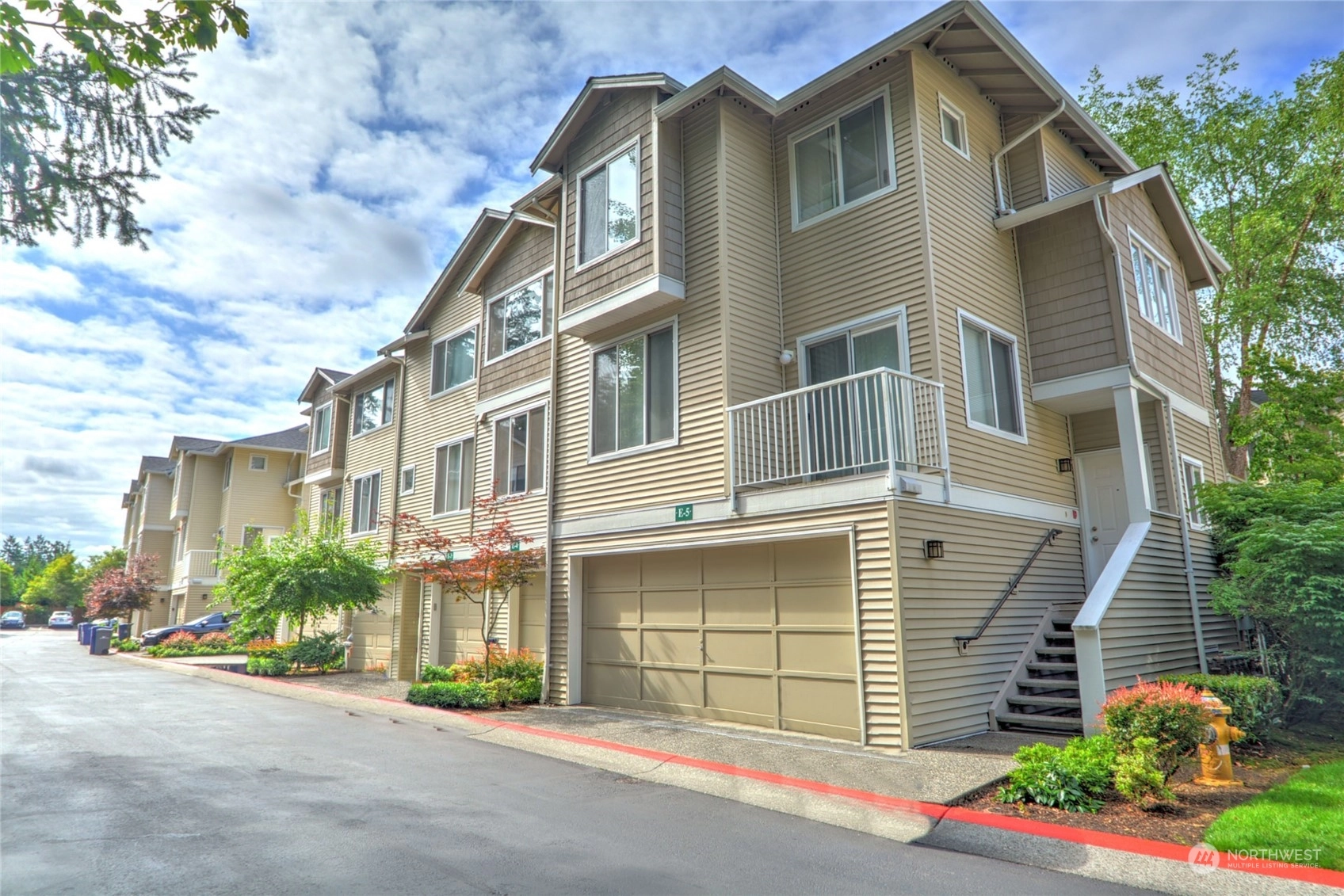 Rivendale at Mill Creek Townhomes and Townhouses For Sale at