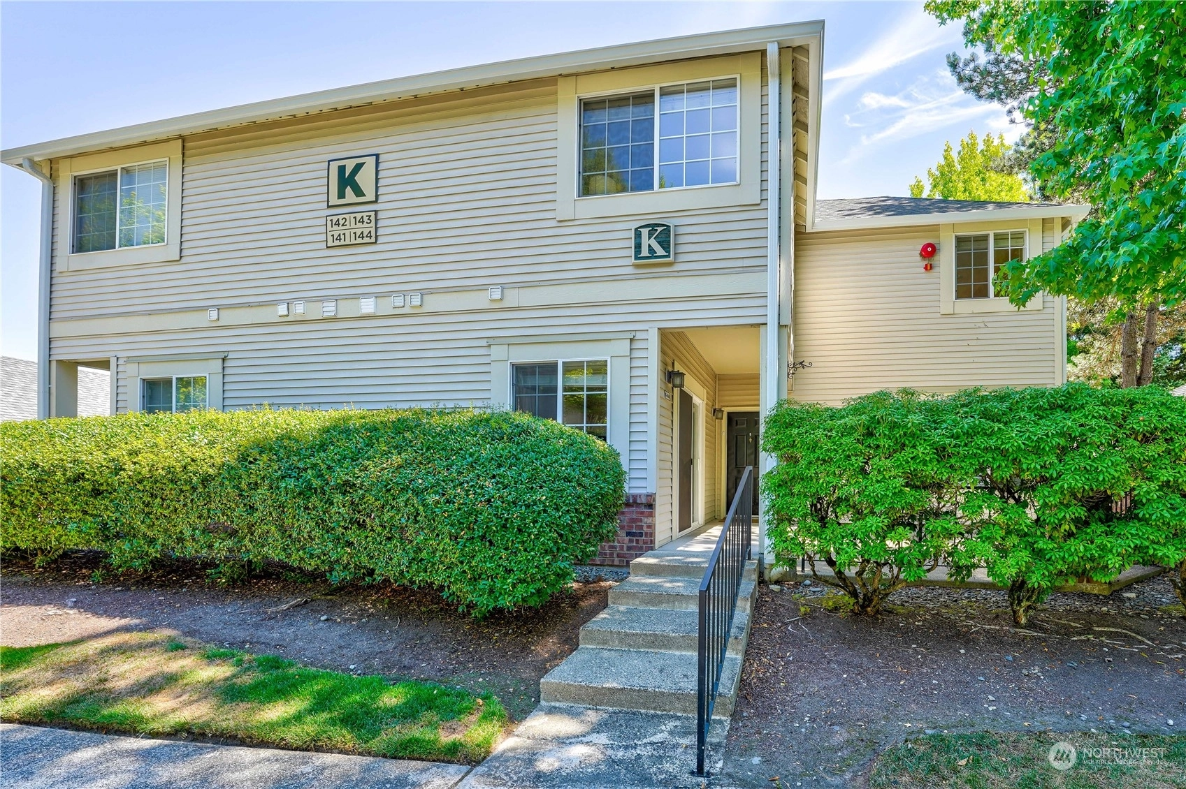 Essex Park Condos For Sale at Essex Park in Redmond, WA Wicklund