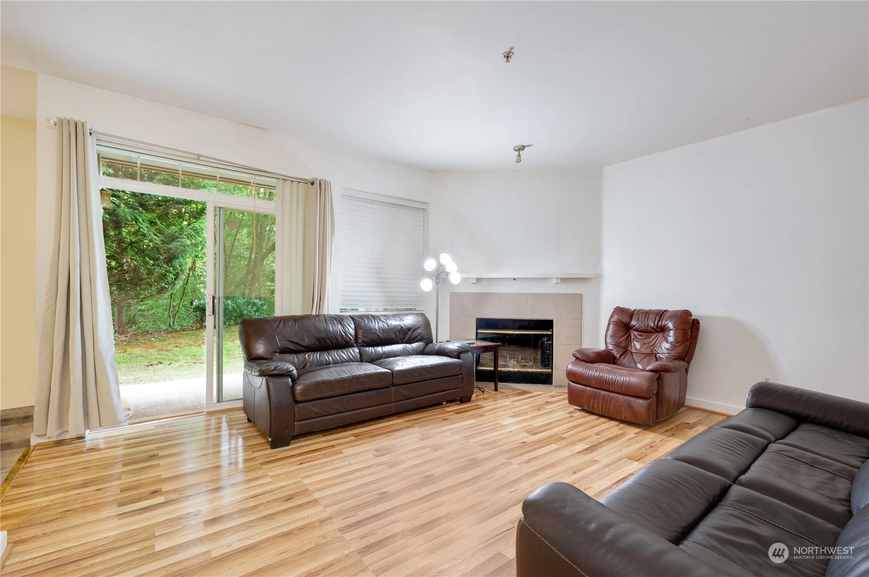 Brookwood Place Townhomes and Townhouses For Sale at Brookwood Place