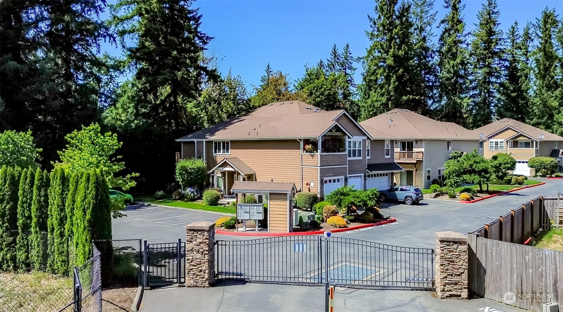 Trail at Tiburon Condos For Sale at Trail at Tiburon in Maple Valley