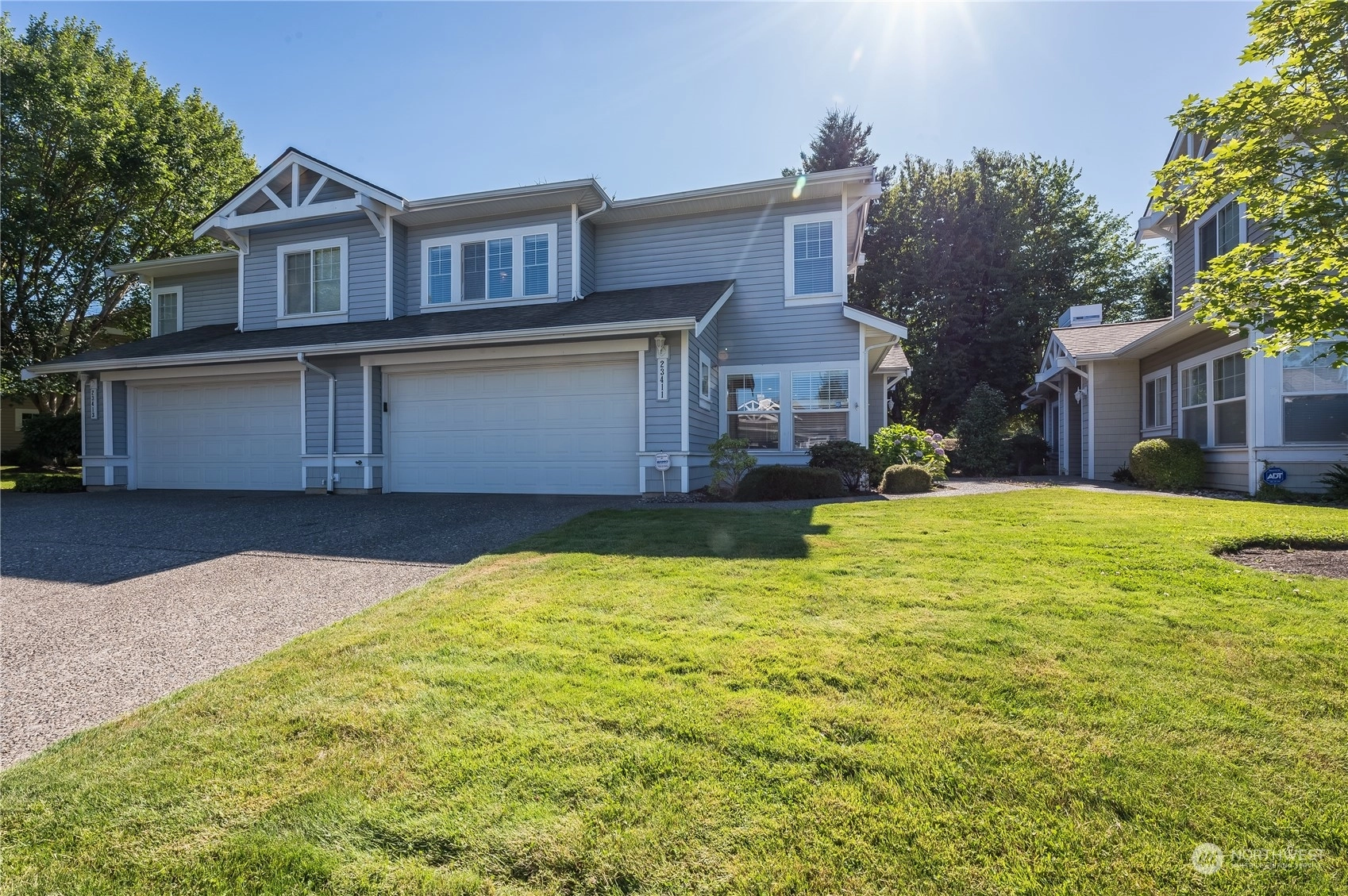 Marina Pointe at the Lakes Condos For Sale at Marina Pointe at the