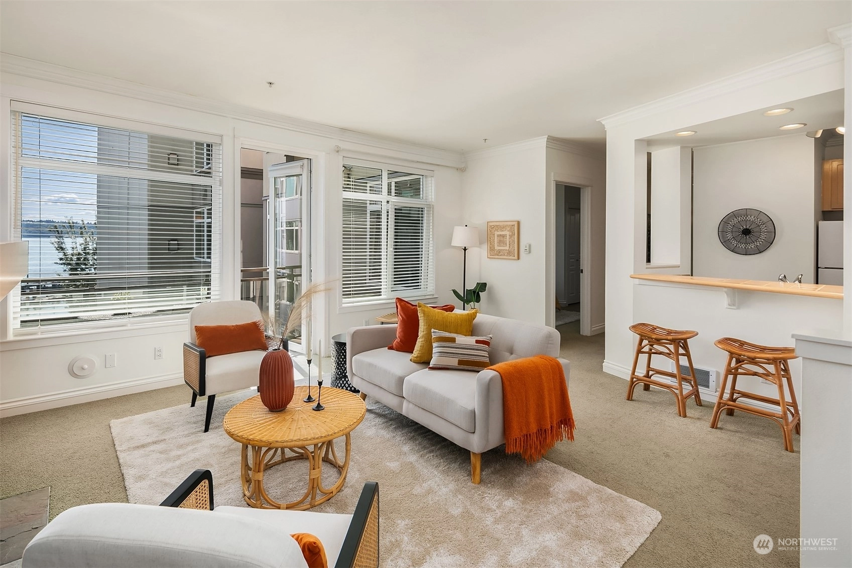 Waterfront Landings Condos For Sale at Waterfront Landings in Seattle